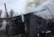 В Лисичанске в сгоревшем доме спасатели обнаружили тело мужчины