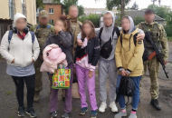 В освобожденном Купянске пограничники спасли подростков, которых оккупанты удерживали в подвале
