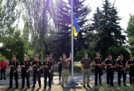 В Лисичанске подняли Государственный Флаг Украины
