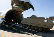 Австралия отправила в Украину партию бронетранспортеров M113AS4