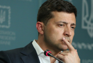 Партия Порошенко обвиняет Зеленского в госизмене