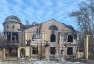 разрушенный обстрелами ресторан в Северодонецке