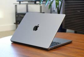 Apple MacBook