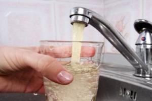 рыжая вода из кранов лисичан