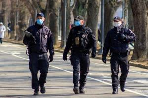 В Украине полиция будет контролировать условия соблюдения карантина