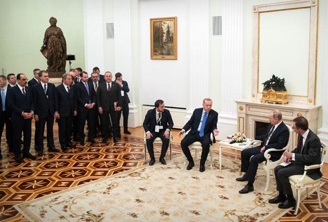 Эрдоган и Путин договорились о введении режима прекращения огня в Идлибе