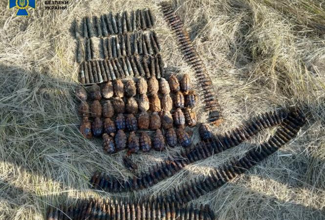 На Луганщине схроны боевиков с боеприпасами обнаружены на дне обмелевших водоемов