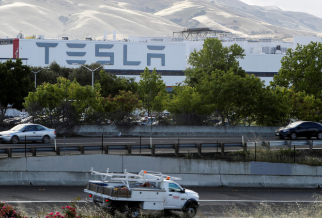 В Калифорнии произошел пожар на заводе Tesla
