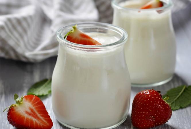 Преимущества домашних йогуртниц: приготовление натуральных йогуртов дома