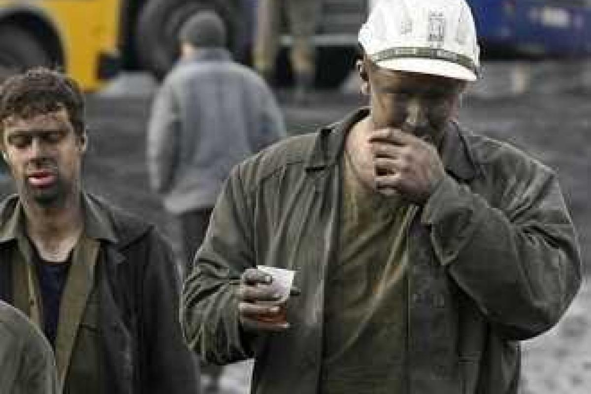 Канадская компания EastCoal Inc. распродает свои угольные активы в Украине Канадская компания EastCoal Inc. распродает свои угольные активы в Украине