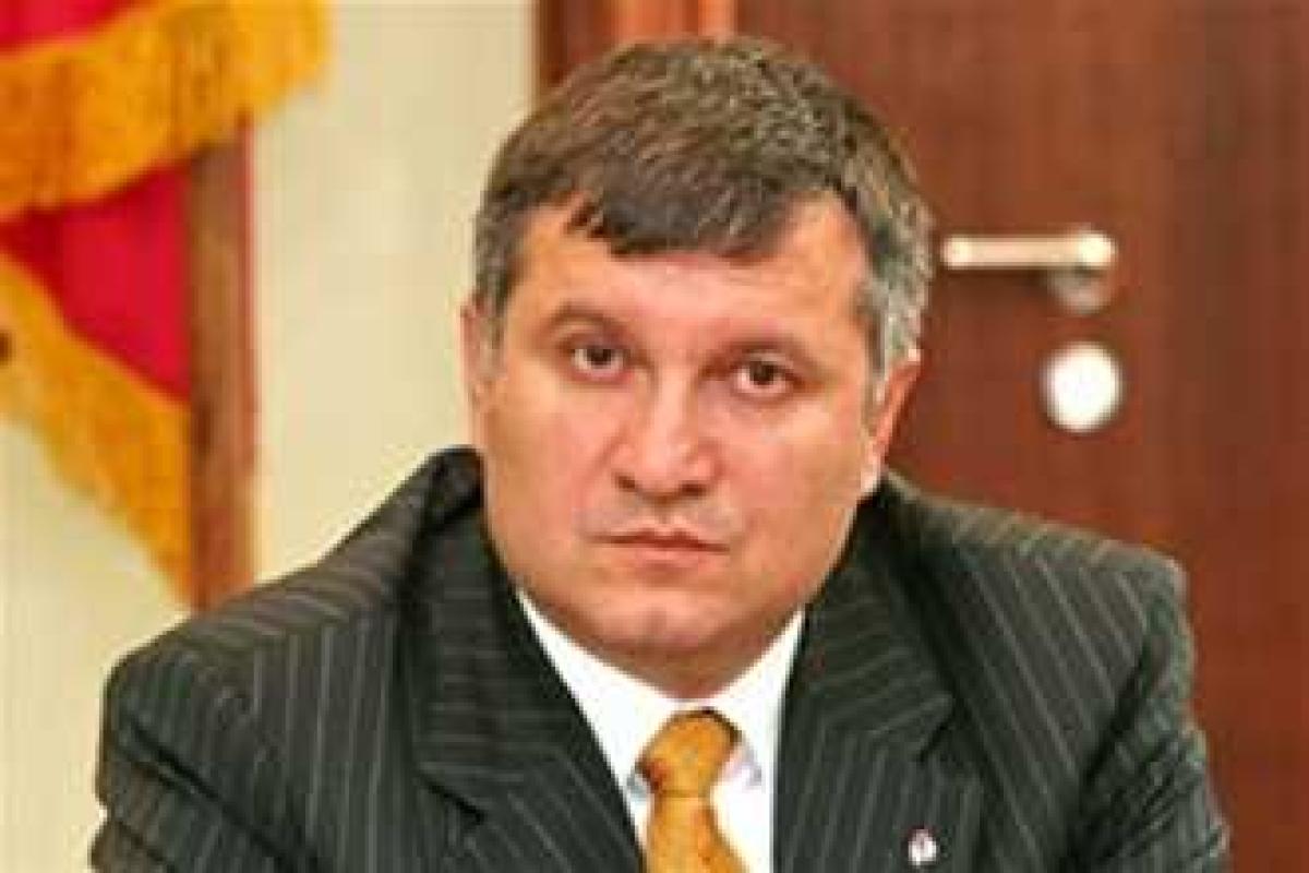 Все запреты митингов Майдан будет игнорировать - А.Аваков Все запреты митингов Майдан будет игнорировать - А.Аваков