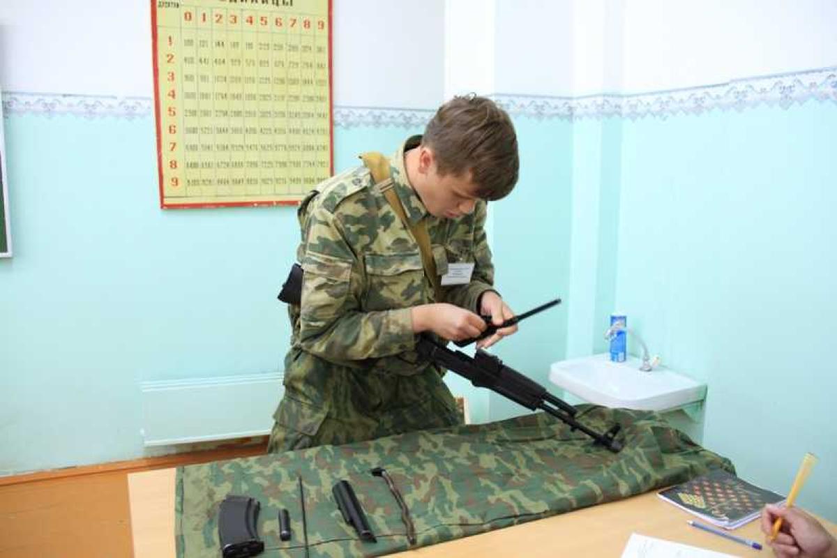 Мероприятия по формированию военного лицея продолжаются в Кировограде Мероприятия по формированию военного лицея продолжаются в Кировограде