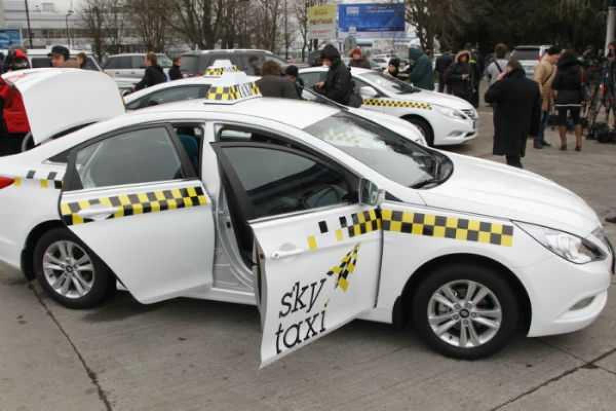 500 пассажиров воспользовалось услугами "SkyTaxi" 