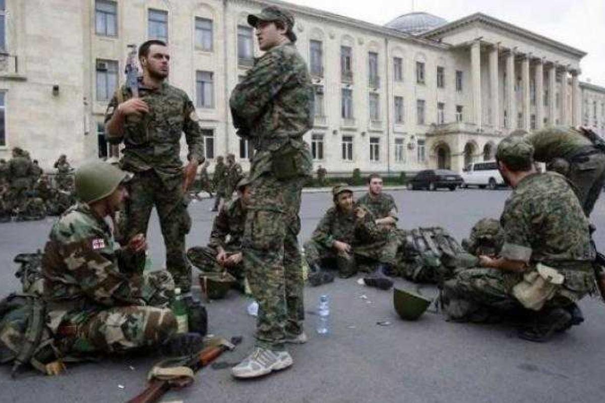 На улицах городов Украины появятся  иностранные наемники?