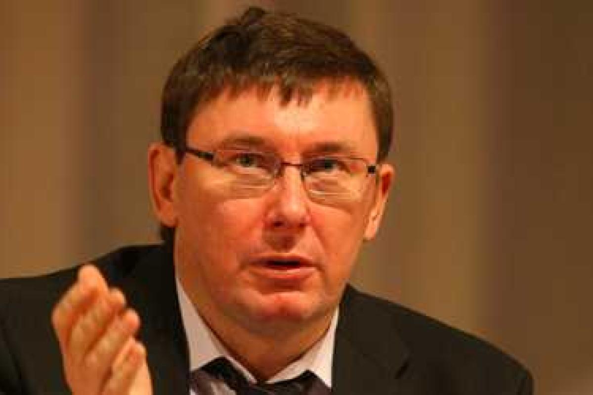 Безопасность в Киеве стала ключевым вопросом - Ю.Луценко Безопасность в Киеве стала ключевым вопросом - Ю.Луценко