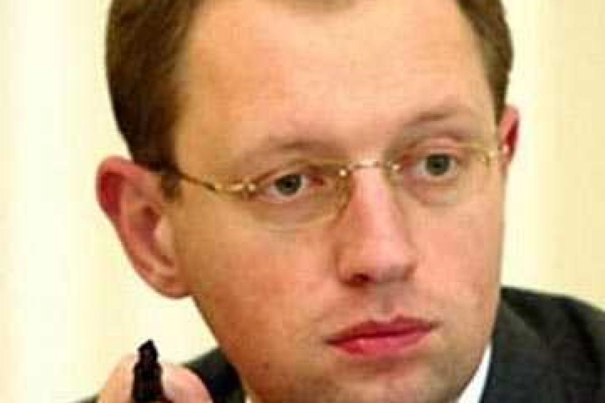 У нас нет своих и чужих. У нас есть только интересы украинского народа - А.Яценюк У нас нет своих и чужих. У нас есть только интересы украинского народа - А.Яценюк