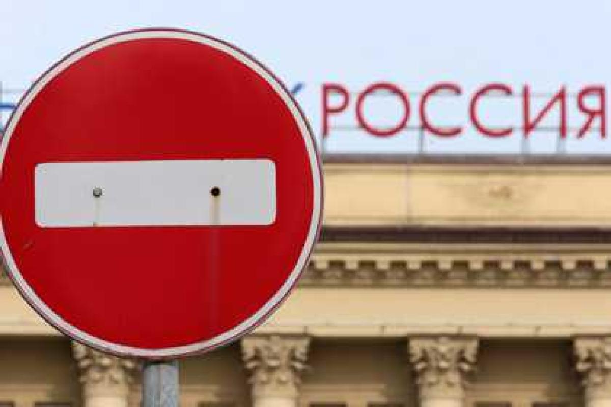 "Ссора" с Украиной отрицательно влияет на экономику России "Ссора" с Украиной отрицательно влияет на экономику России