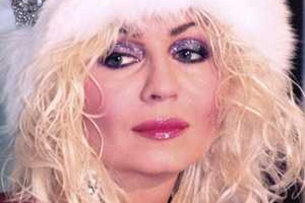 Ирина Билык в свой день рождения устроит аукцион эксклюзивных вещей