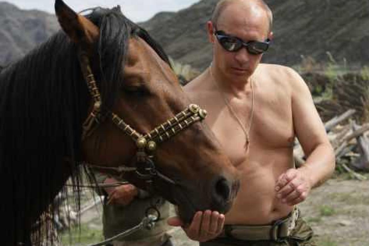 Самый завидный жених России "переписал" биографию Самый завидный жених России "переписал" биографию