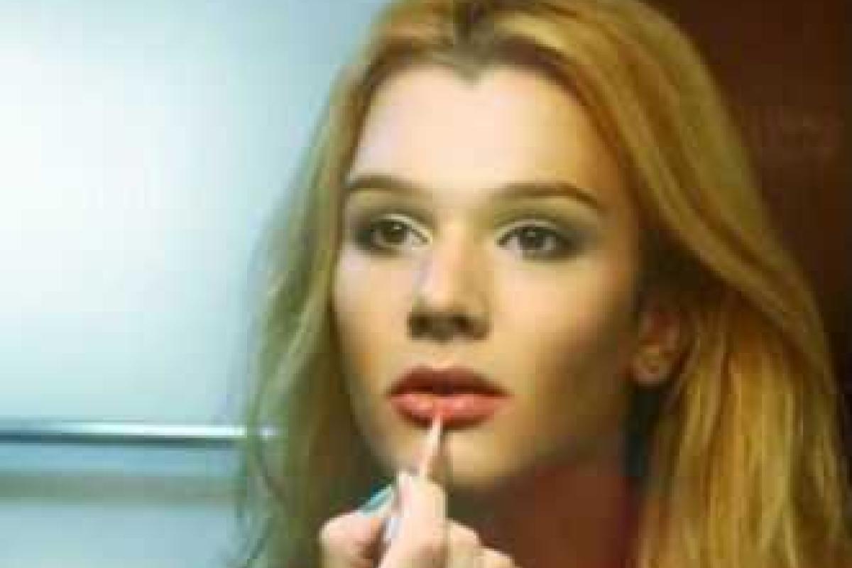 Борис Апрель порадовал поклонников возвращением в Украину  Борис Апрель порадовал поклонников возвращением в Украину