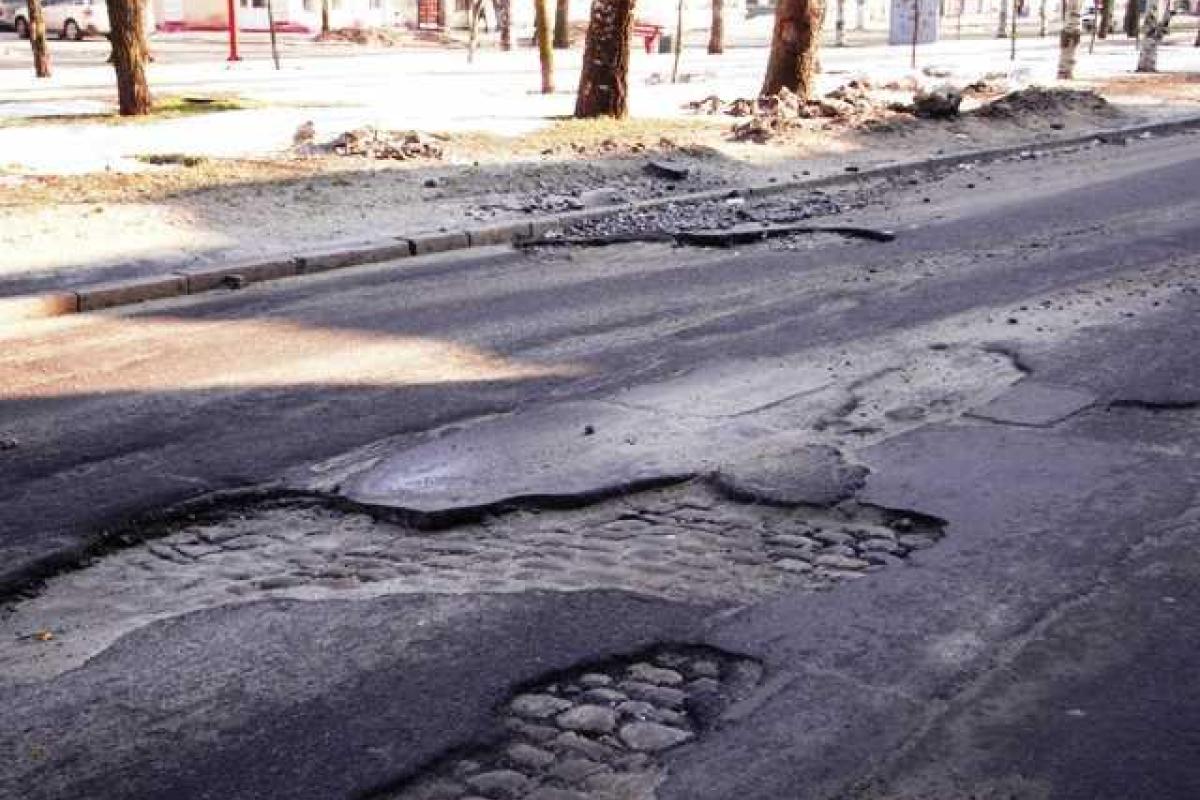 Запущен специальный веб-сервис для жалоб на дефекты дорожного покрытия