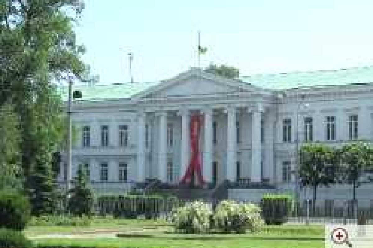 Полтава присоединилась ко Всемирной кампании RED Полтава присоединилась ко Всемирной кампании RED