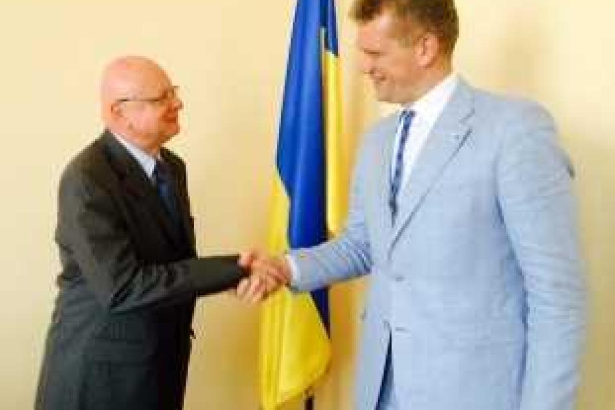 Украина и Венгрия планируют дальнейшее сотрудничество в сфере АПК Украина и Венгрия планируют дальнейшее сотрудничество в сфере АПК