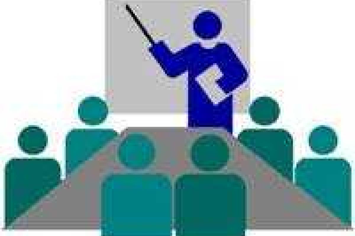 На Луганщине для педагогов ПТУЗ Украины провели вебинар На Луганщине для педагогов ПТУЗ Украины провели вебинар