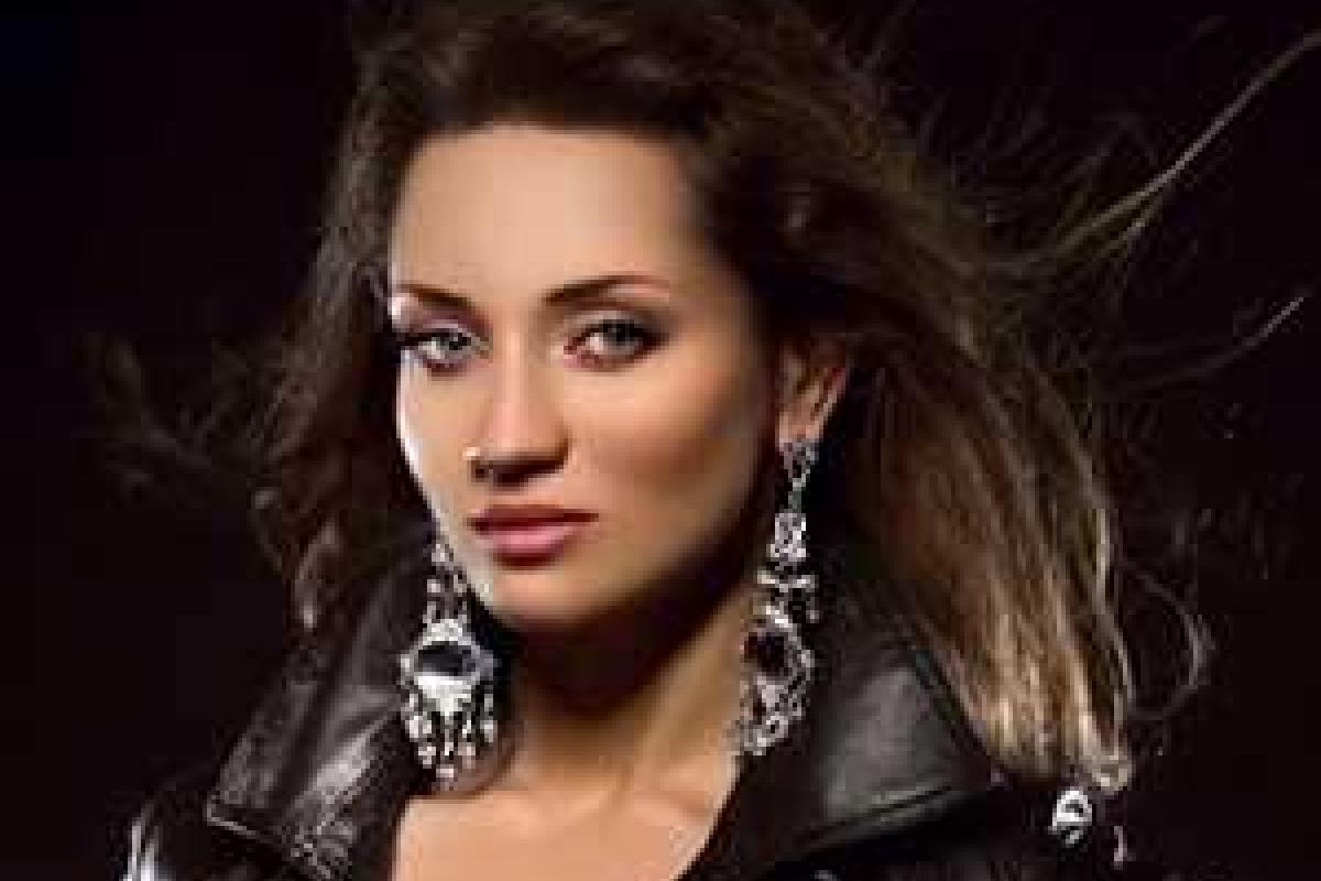 Татьяна Денисова нежится под солнышком в оккупированном Крыму