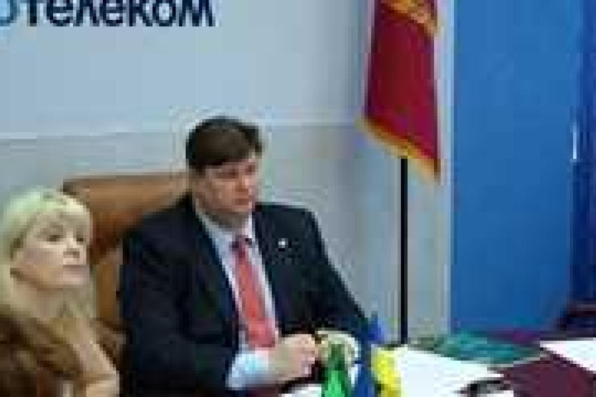 На Харьковщину продолжают прибывать беженцы из "горячих" областей На Харьковщину продолжают прибывать беженцы из "горячих" областей