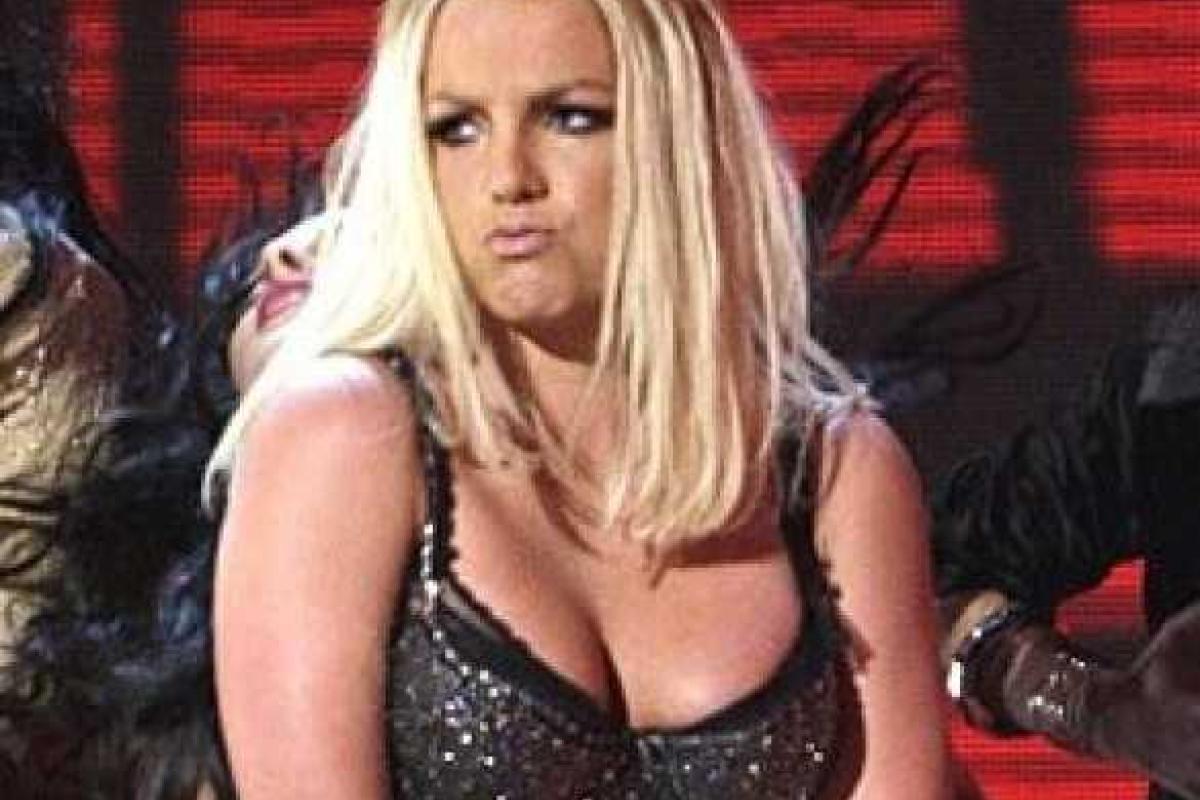 Бритни Спирс выбрала клизмы вместо диет и спорта