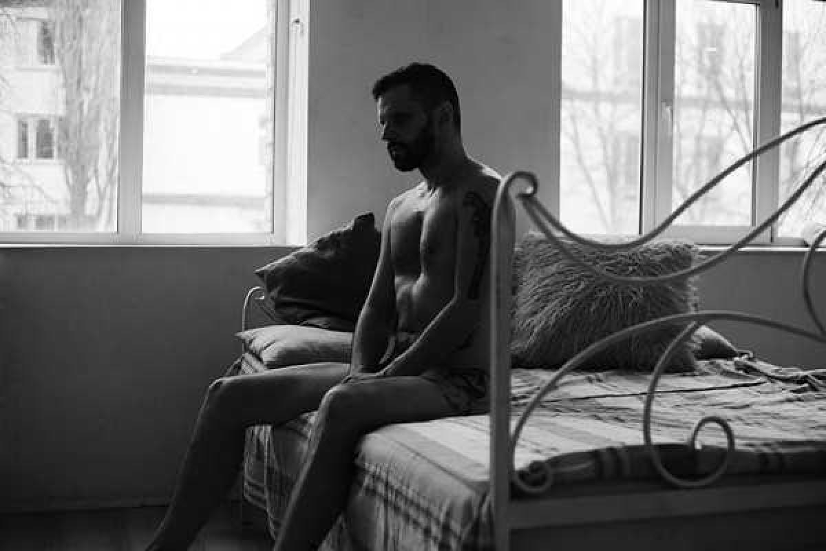 Директор проекта "Холостяк" показал себя во всей голой красе Директор проекта "Холостяк" показал себя во всей голой красе