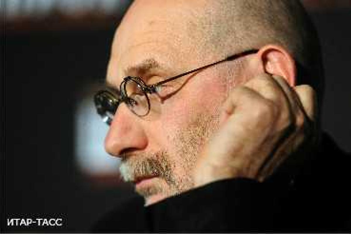 Писатель Борис Акунин пророчит Путину "плохой конец" Писатель Борис Акунин пророчит Путину "плохой конец"