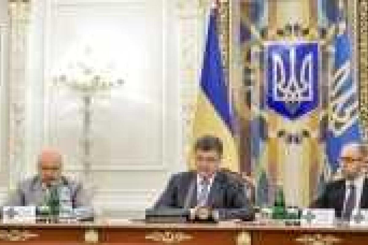 Президент гарантирует неприкосновенность украинских границ на участке с РФ