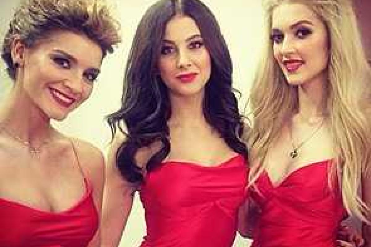 Солистки "ВИА Гры" заболели "манечкой" величия Солистки "ВИА Гры" заболели "манечкой" величия