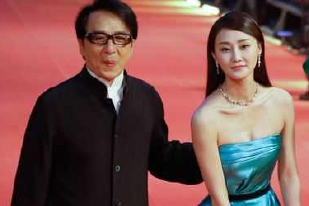 Премьера самого дорогого фильма Джеки Чана запланирована на начало 2015 года Премьера самого дорогого фильма Джеки Чана запланирована на начало 2015 года