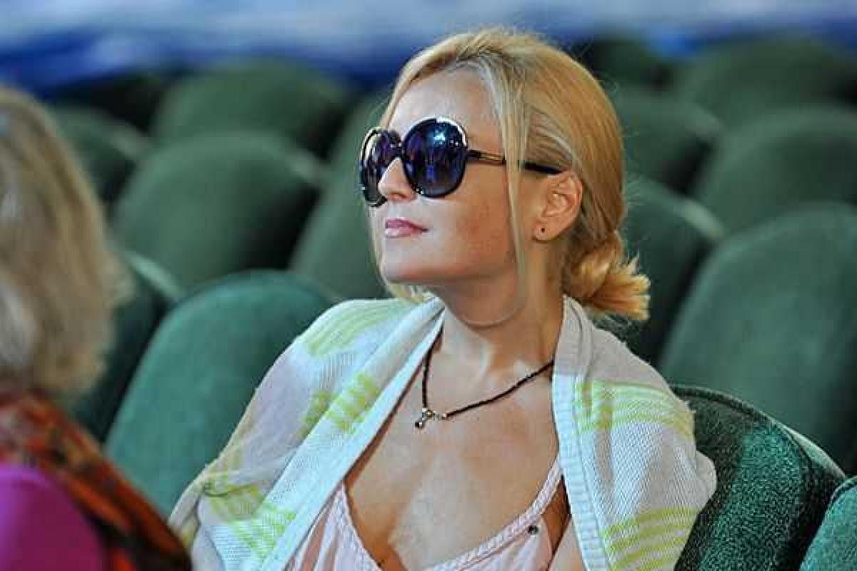 Причины депрессии Анжелики Варум раскрыл муж певицы