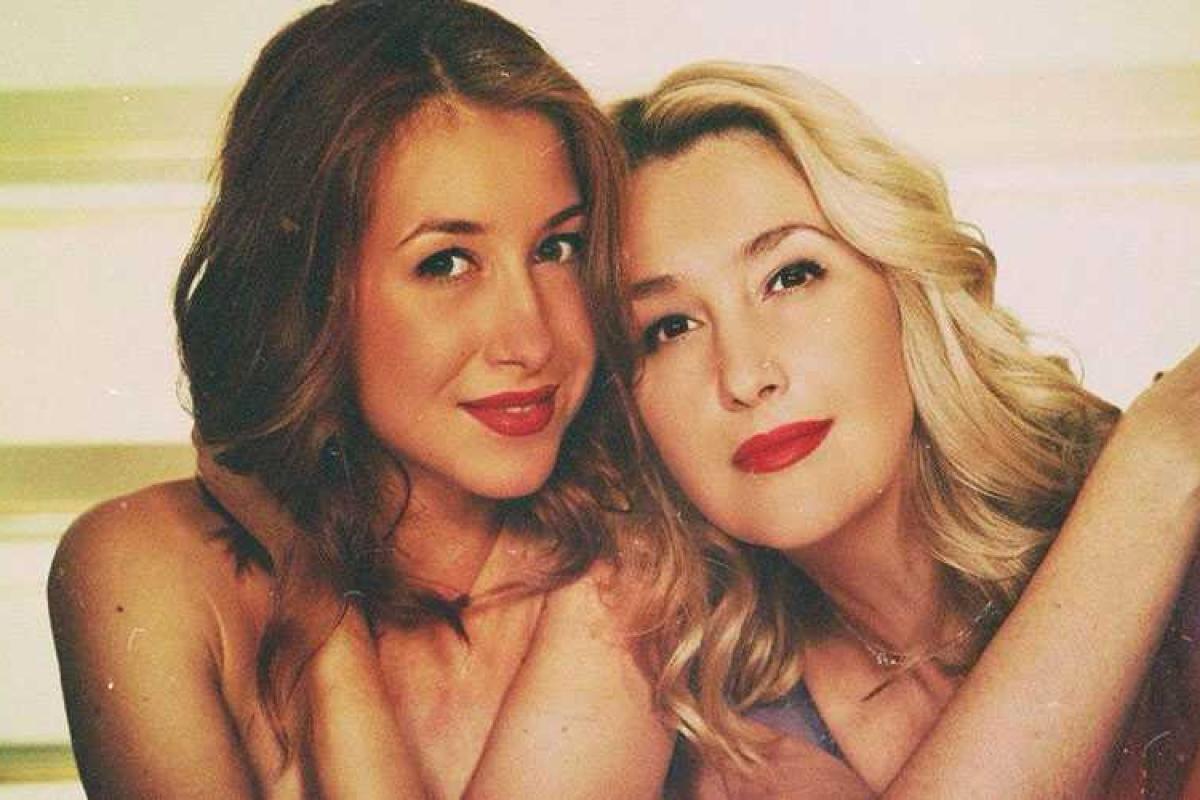 Многодетная Снежана Егорова стала бабушкой 