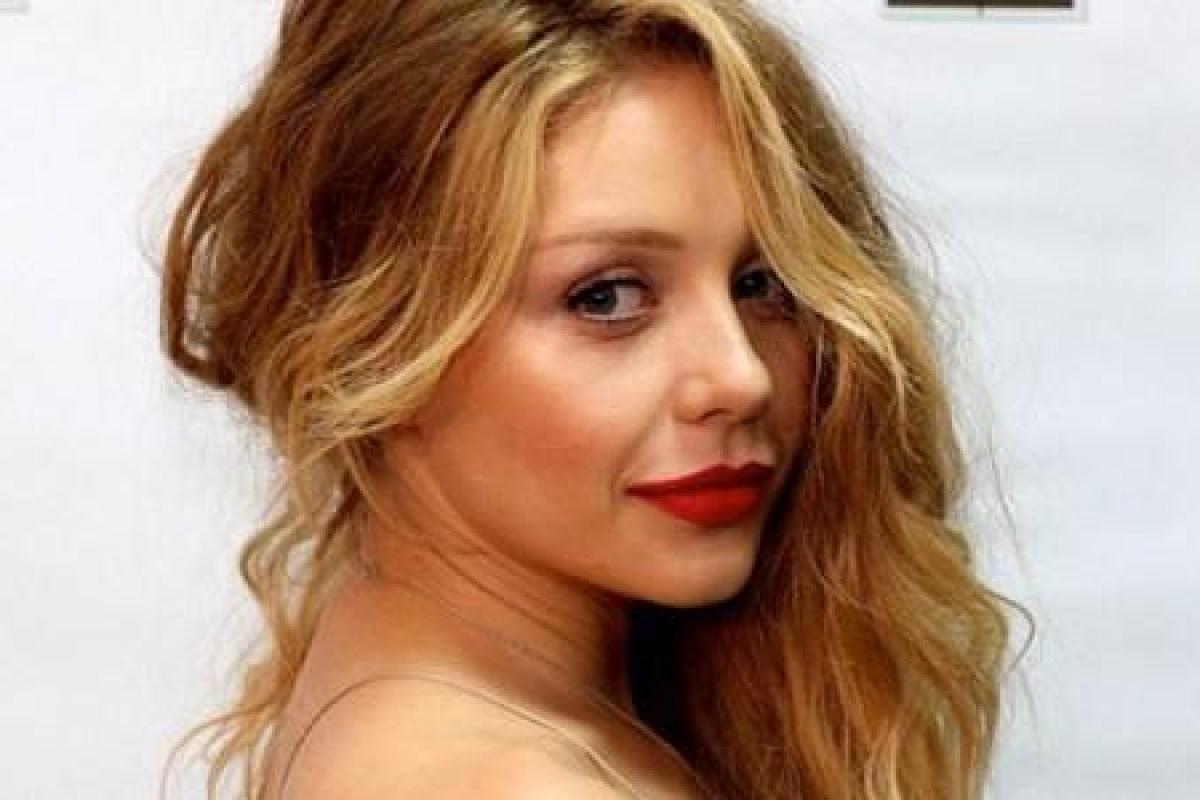 Для своих поклонников Тина Кароль запустила интернет-радио Для своих поклонников Тина Кароль запустила интернет-радио