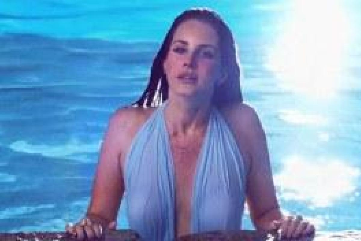 Лана Дель Рей презентовала новый клип