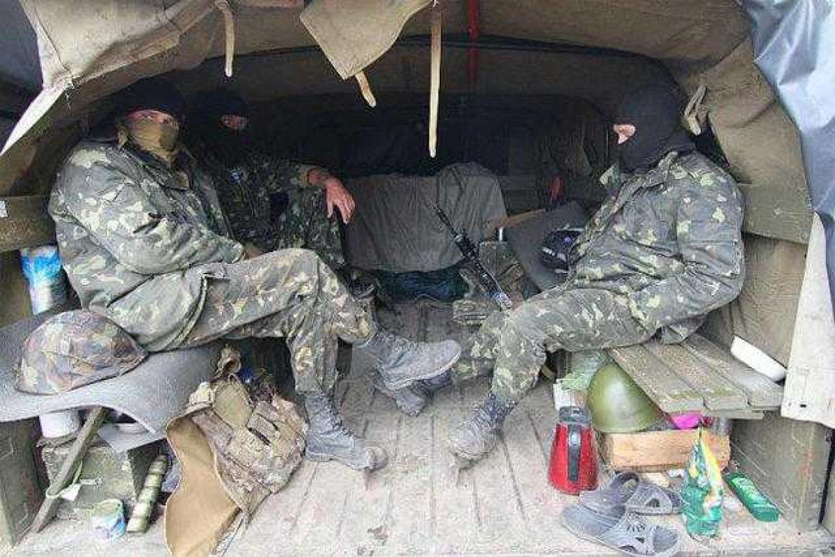 На пожертвованные для армии деньги закупили москитные сетки и простыни 