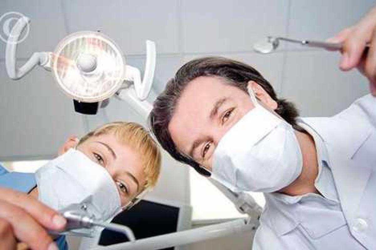 Французский подросток выдумал киднэппинг из-за боязни лечить зубы Французский подросток выдумал киднэппинг из-за боязни лечить зубы