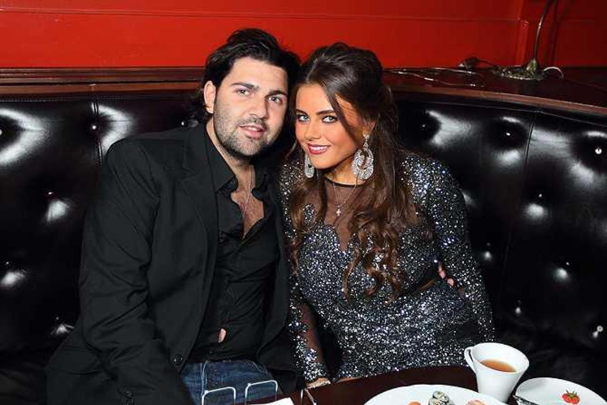 Крутая дочь знаменитого композитора привела мужа на "Новую волну"