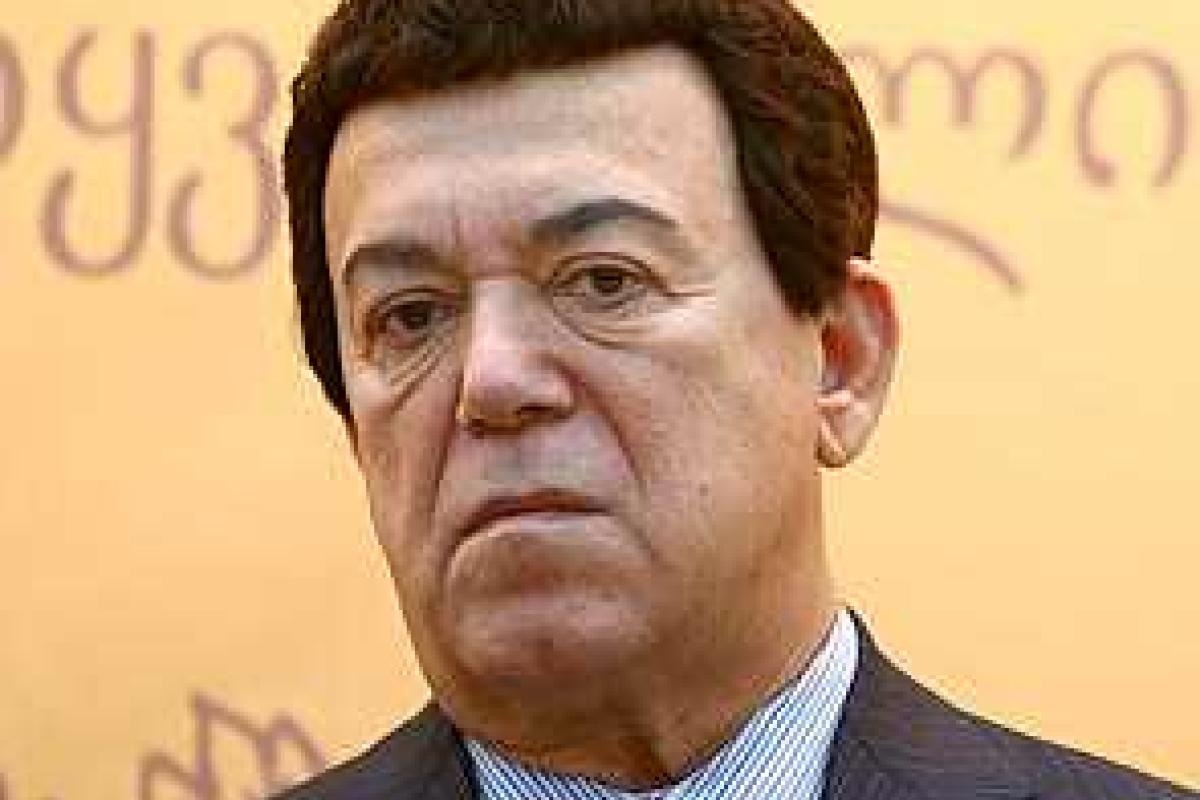 Кобзон не хочет иметь ничего общего с современным Днепропетровском Кобзон не хочет иметь ничего общего с современным Днепропетровском