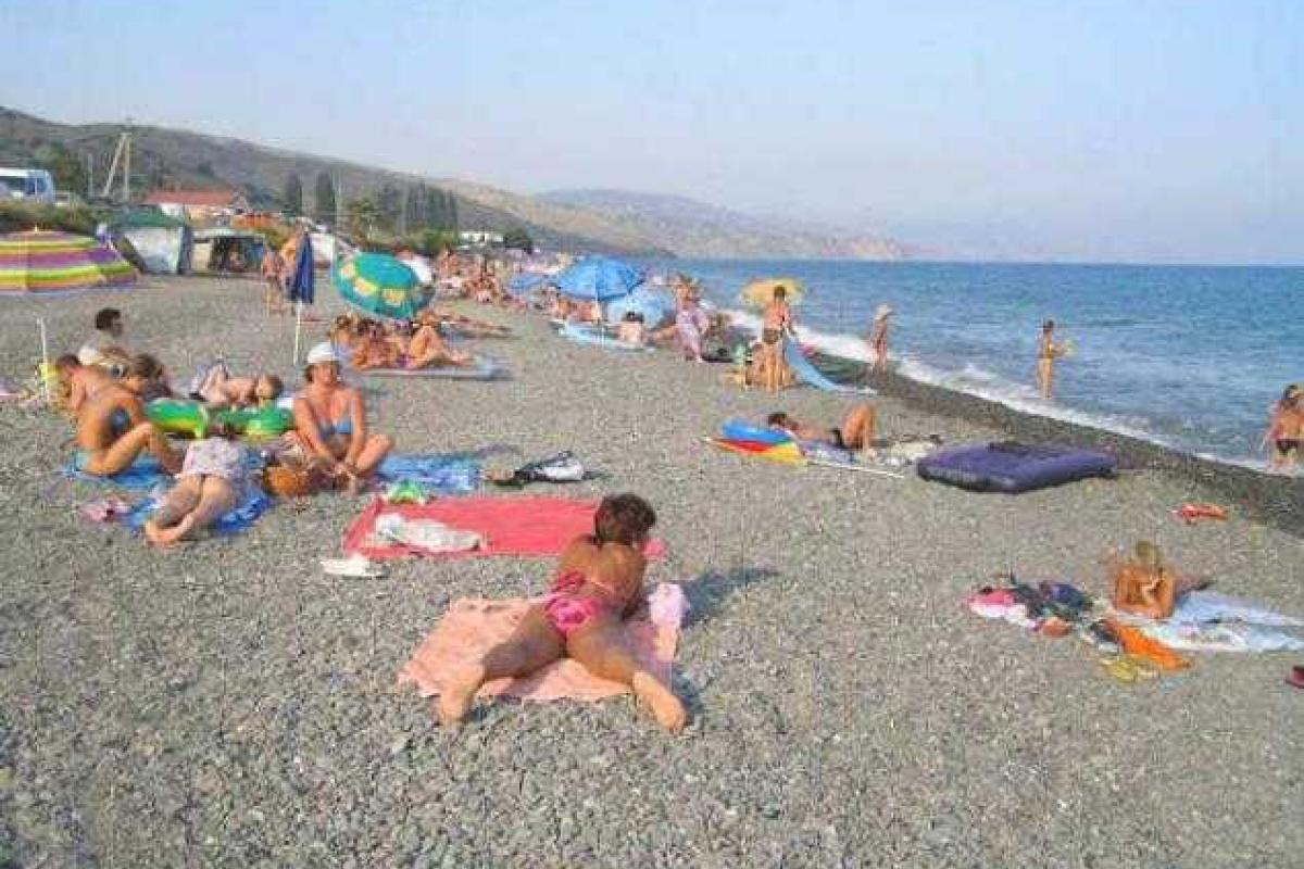"Власти" аннексированного Крыма признали, что курортный сезон сорван "Власти" аннексированного Крыма признали, что курортный сезон сорван