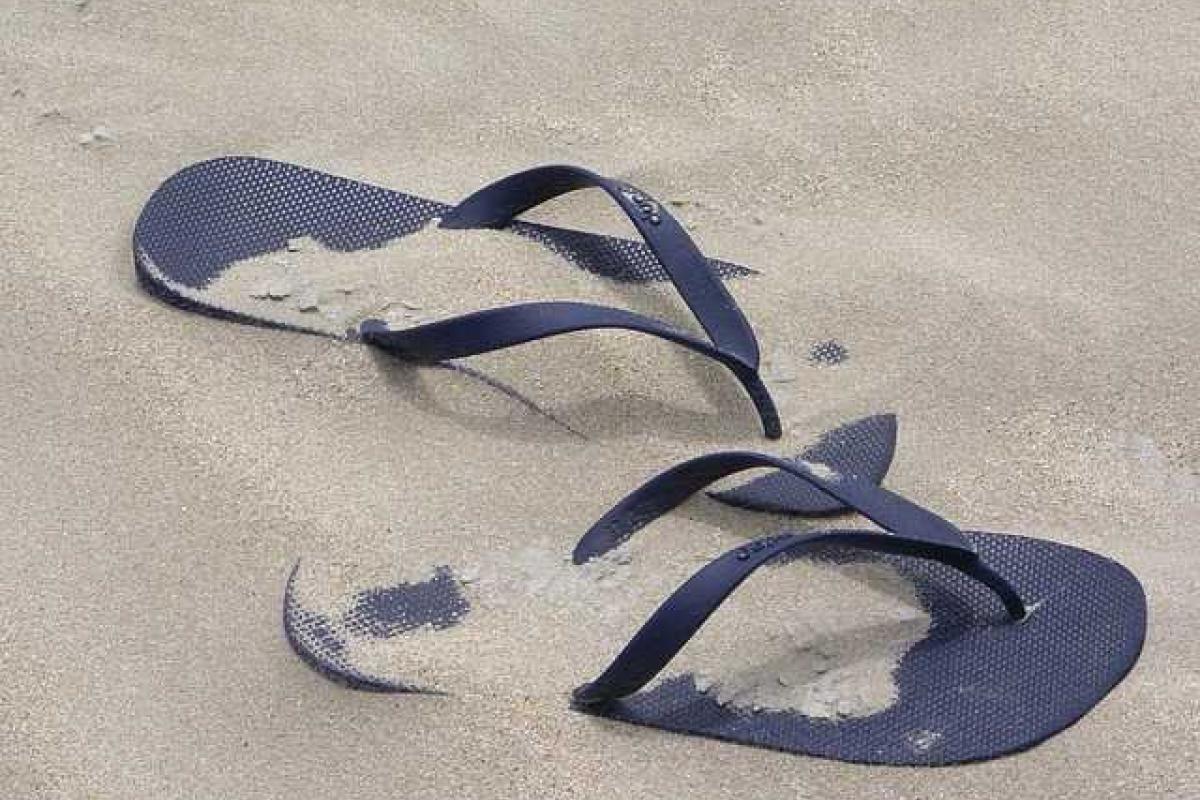 Названа самая опасная для здоровья летняя обувь Названа самая опасная для здоровья летняя обувь