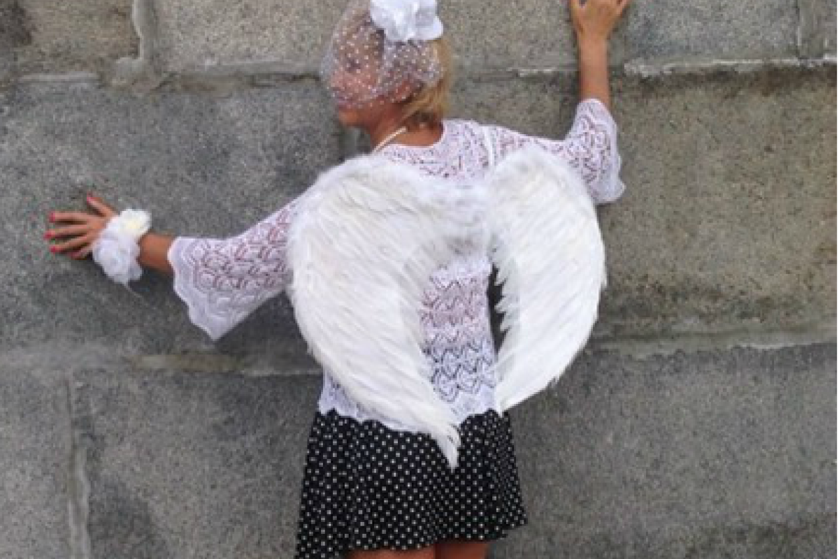 Лариса Копенкина "превратилась" в ангела Лариса Копенкина "превратилась" в ангела