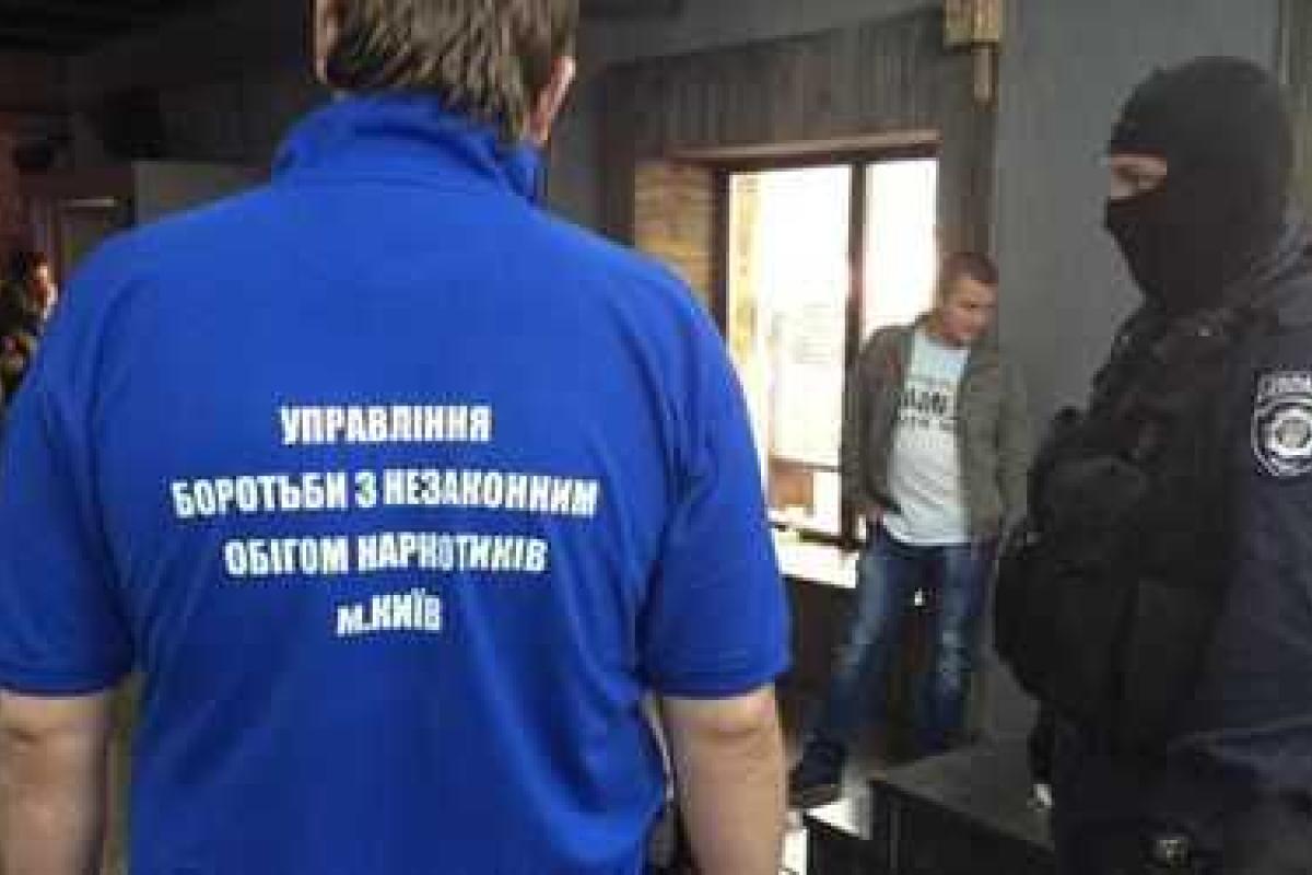 Одни выбирают Нацгвардию, другие - наркокартель