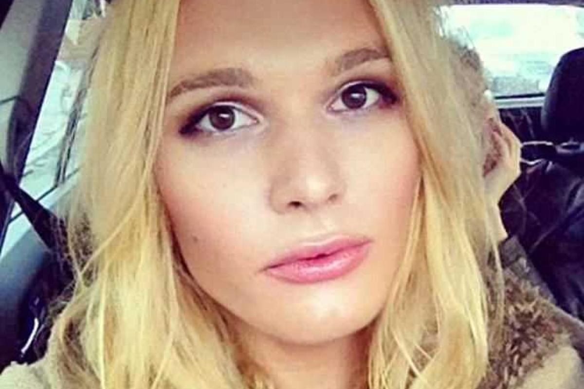 Борис Апрель прикупил новое платьице Борис Апрель прикупил новое платьице