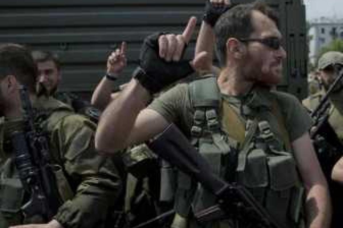 Террористы на Луганщине похитили с завода Петровского более 13 тонн взрывчатки  Террористы на Луганщине похитили с завода Петровского более 13 тонн взрывчатки